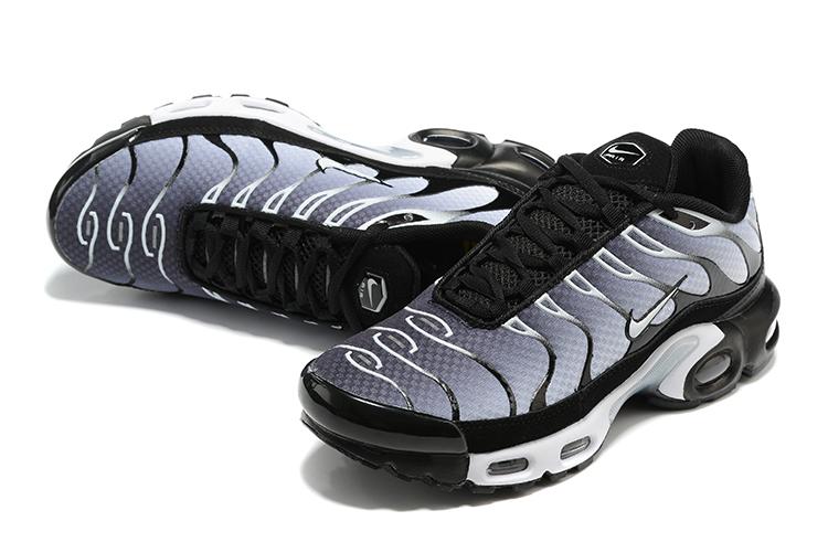 Nike tuned 1 metallic deals