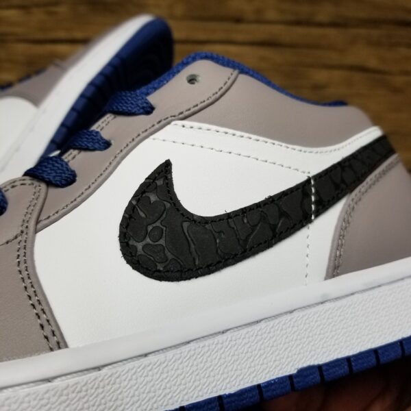Jordan 1 Low "True Blue Cement" - Image 4