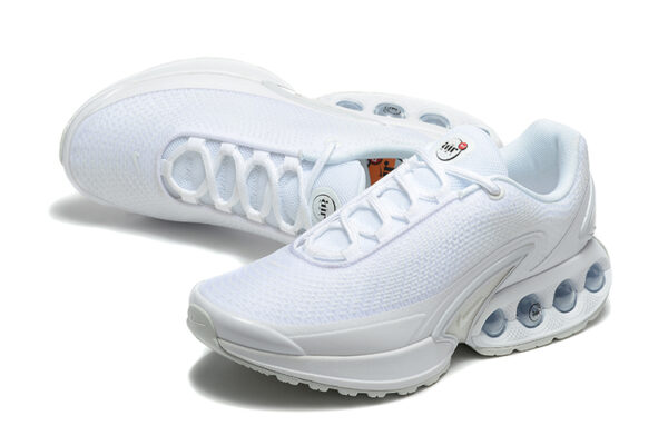 Air Max DN "Triple White" - Imagem 2